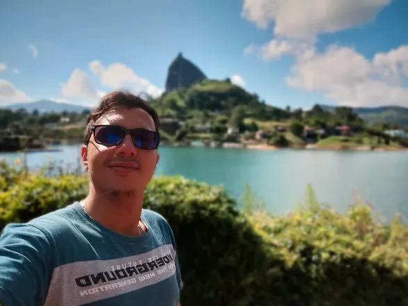 OnlyFans cuenta alejandromonsalve28 header 2
