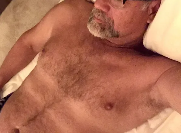 OnlyFans of hung_girthy_dad