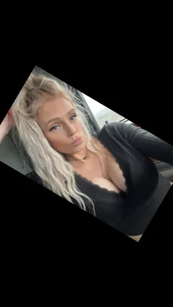 OnlyFans cuenta xblondxbarbiex header 2