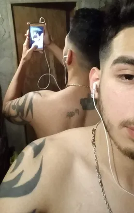 OnlyFans cuenta dominickgentil header 2