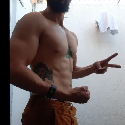 OnlyFans cuenta alexthelion90 header 2