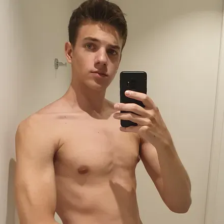 OnlyFans account  connorpeters avatar 1