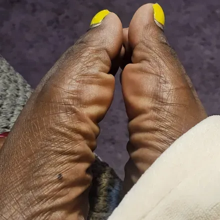 OnlyFans cuenta velvettoes2232 header 2
