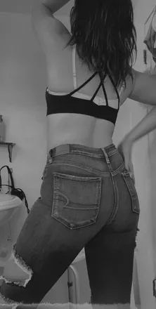 OnlyFans cuenta nikkibayb20 header 2