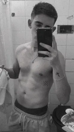 OnlyFans account  gusssstb00y avatar 1