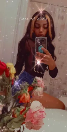 OnlyFans cuenta crush3dpetals header 2
