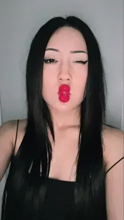 OnlyFans cuenta arischerry avatar 1