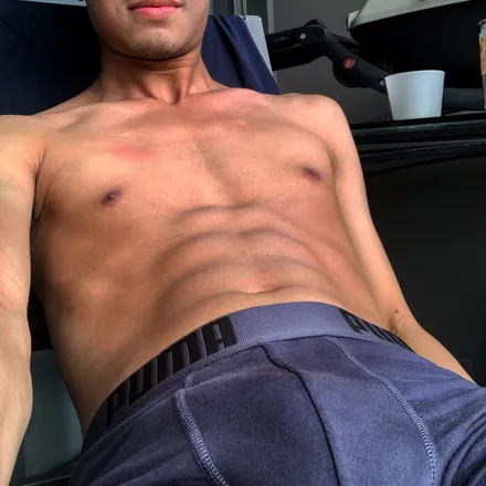 OnlyFans cuenta emofficial2020 header 2