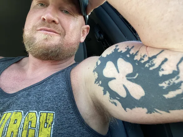 OnlyFans cuenta bluecollarcity1 header 2