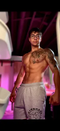 OnlyFans cuenta mattyisdaddyx header 2