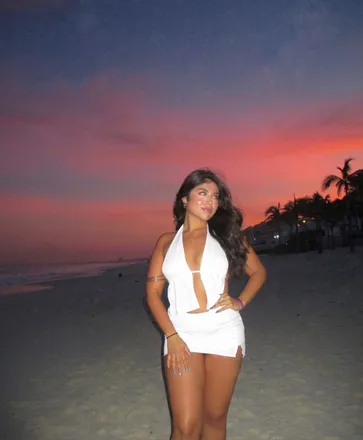 OnlyFans cuenta nicolecrys2002 avatar 1