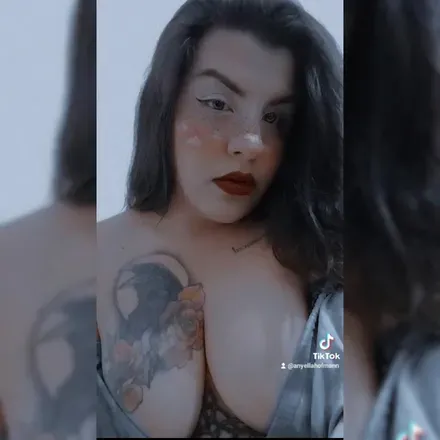 OnlyFans cuenta anyellahofmann avatar 1