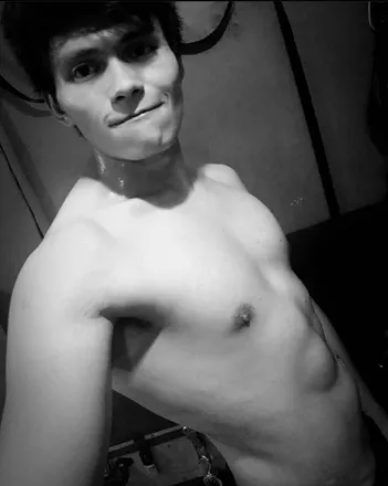OnlyFans cuenta adaraziel header 2