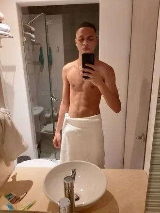 OnlyFans cuenta cristhian_penya header 2