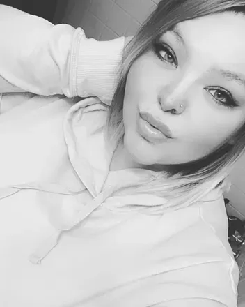 OnlyFans cuenta sunshynee1228 avatar 1
