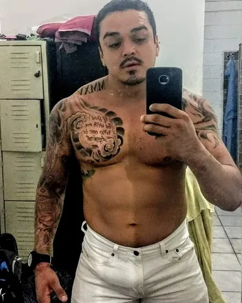 OnlyFans cuenta u241884225 header 2