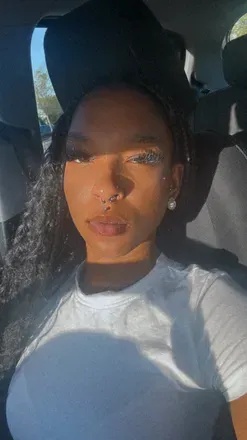 OnlyFans account  jessicajessiejess avatar 1