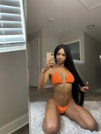 OnlyFans cuenta fitblackchick avatar 1