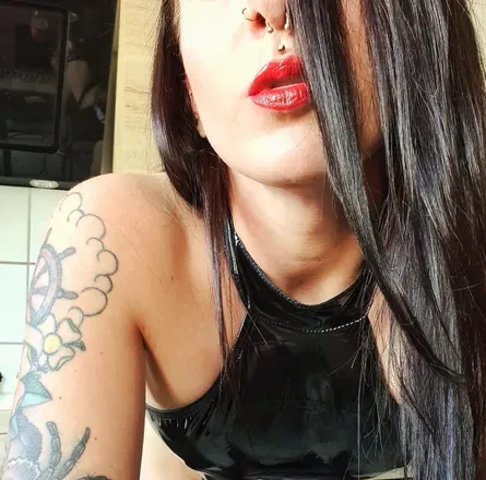 OnlyFans cuenta mis.s_behave avatar 1