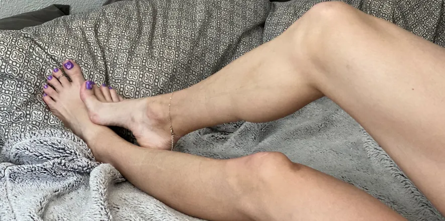 OnlyFans cuenta toebaybeez header 2