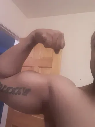 OnlyFans account  flexing_danny header 2