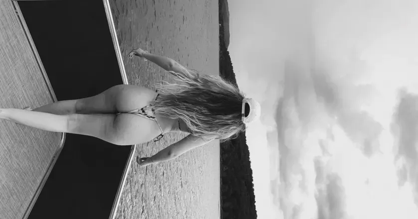 OnlyFans cuenta bella2319 header 2