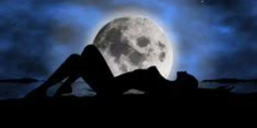 OnlyFans cuenta moongirlxnx header 2
