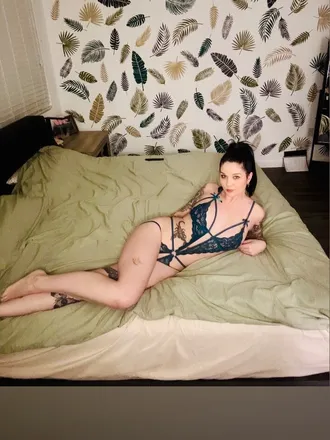 OnlyFans cuenta amyikes header 2
