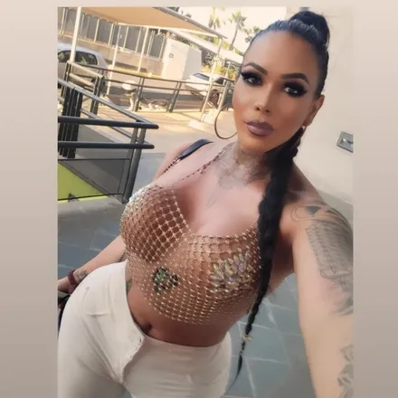 OnlyFans cuenta oriana_isabel23 header 2