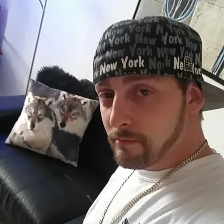 OnlyFans account  tr009 avatar 1