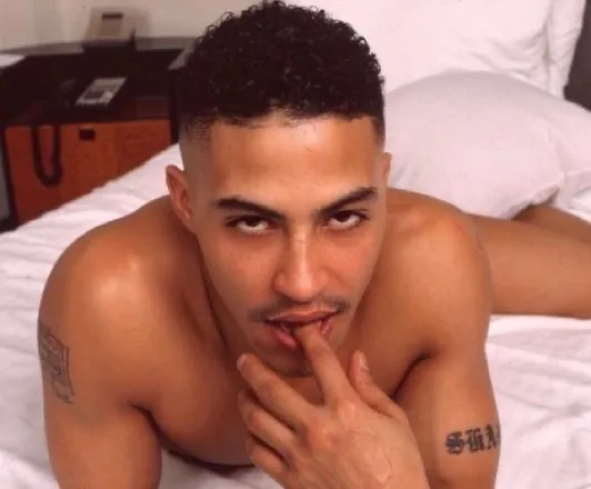 OnlyFans cuenta yourfavoriteduhhhh header 2