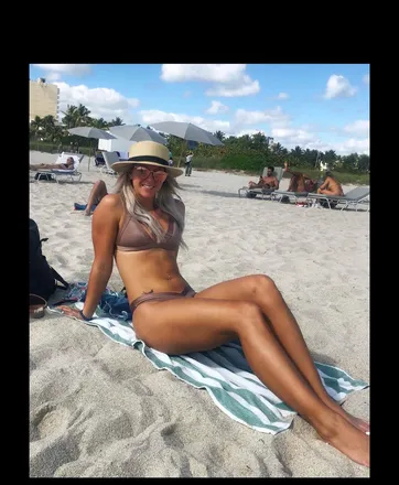 OnlyFans cuenta trainwithjess header 2