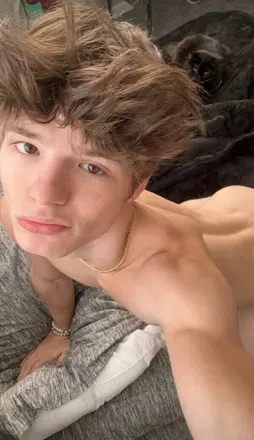 OnlyFans cuenta kumforkaivip avatar 1