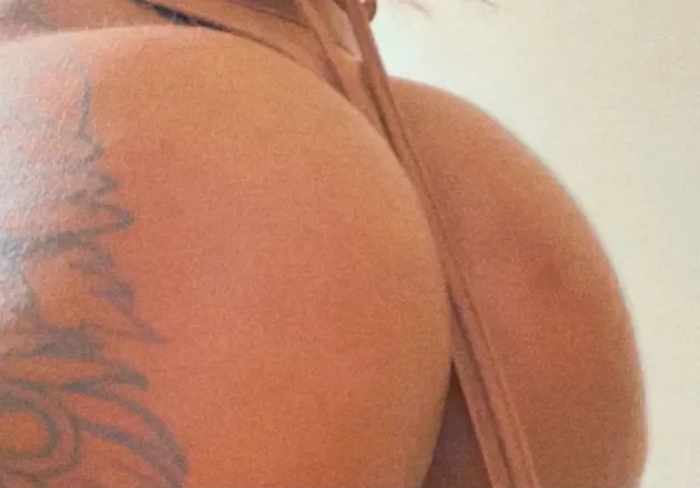 OnlyFans cuenta minklee header 2