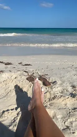 OnlyFans account  princessprettyfeet143 avatar 1