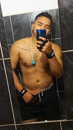 OnlyFans cuenta soytiagos avatar 1