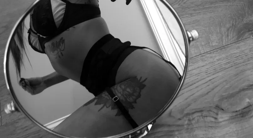 OnlyFans cuenta bbxxlola header 2