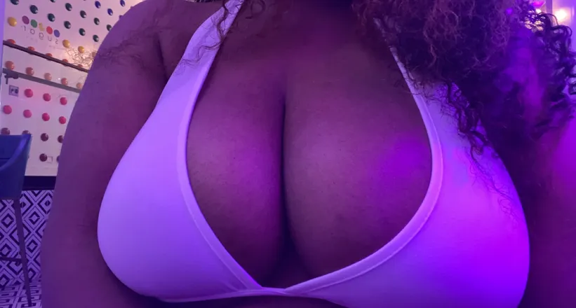 OnlyFans cuenta mocha.dream header 2