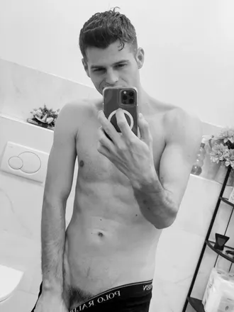 OnlyFans cuenta adritim3 header 2