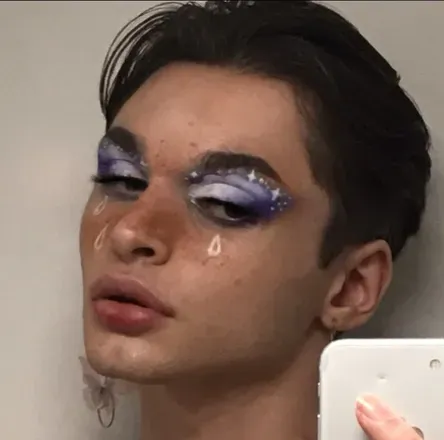 OnlyFans cuenta femboy_ezra avatar 1
