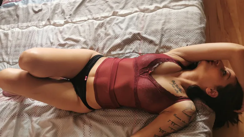 OnlyFans cuenta carolinedo4 header 2