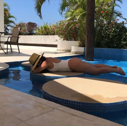 OnlyFans cuenta u244698904 header 2