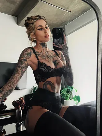 OnlyFans cuenta dippedinpoison avatar 1