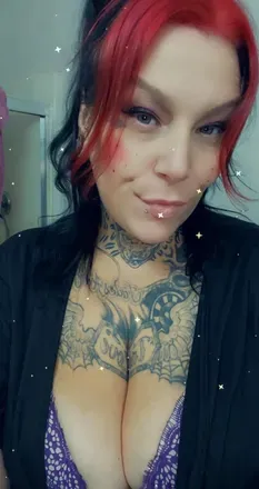 OnlyFans cuenta hellzbellz420 avatar 1