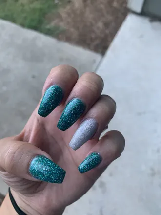 OnlyFans cuenta smallhandsandfeet header 2
