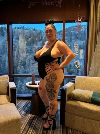 OnlyFans cuenta mzpussycat187 header 2