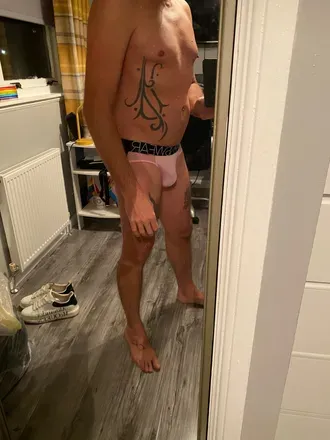 OnlyFans cuenta gayboi2303 avatar 1