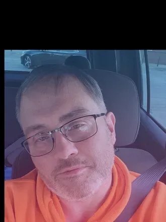 OnlyFans cuenta charmedguy76 header 2