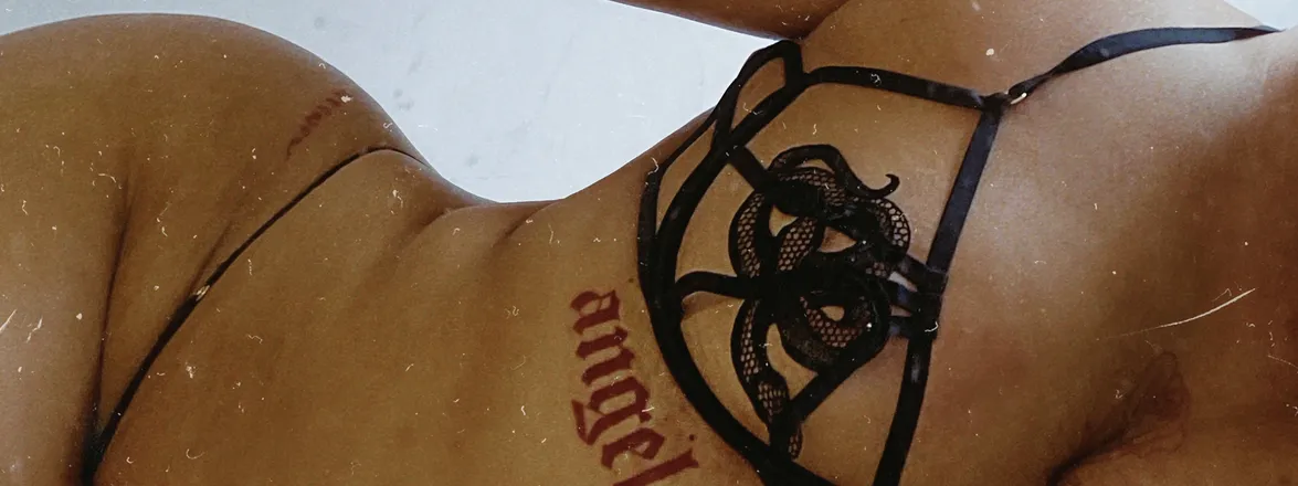 OnlyFans cuenta notyourangel22 header 2