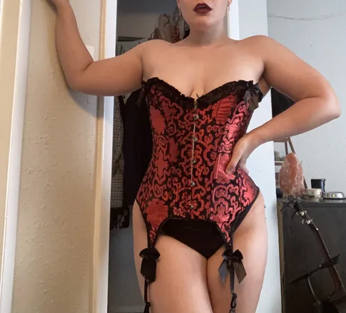 OnlyFans cuenta kingpinpeach header 2